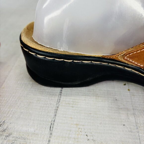 Clarks Bendables Womens 65661 Brown Tan Leather Slide Open Toe Shoes Size 9 XW - Picture 15 of 16